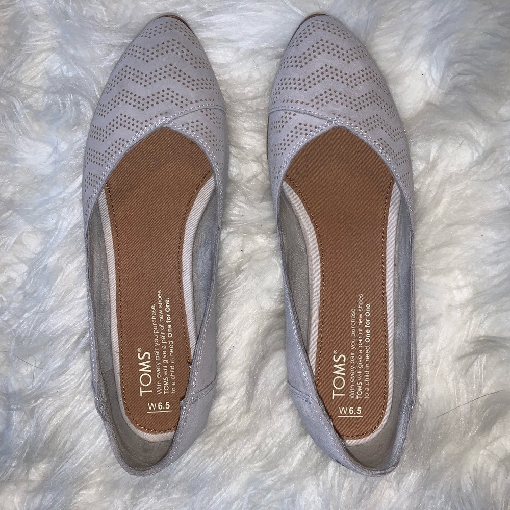 Toms jutti flats